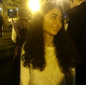 Meet your Posher, Zaina